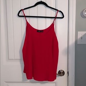 Flowy tank
